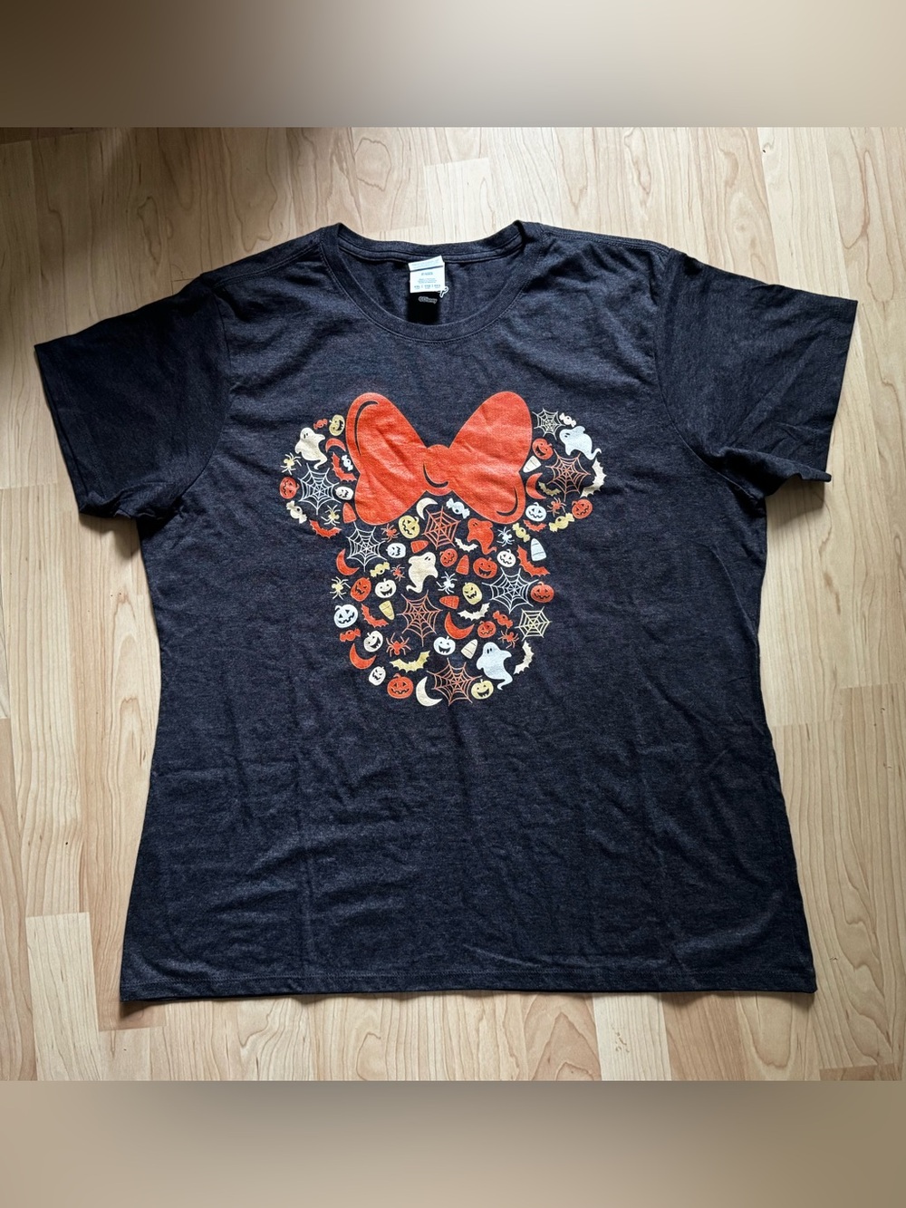 Disney Minnie Head Halloween Graphic Short Sleeve Tee